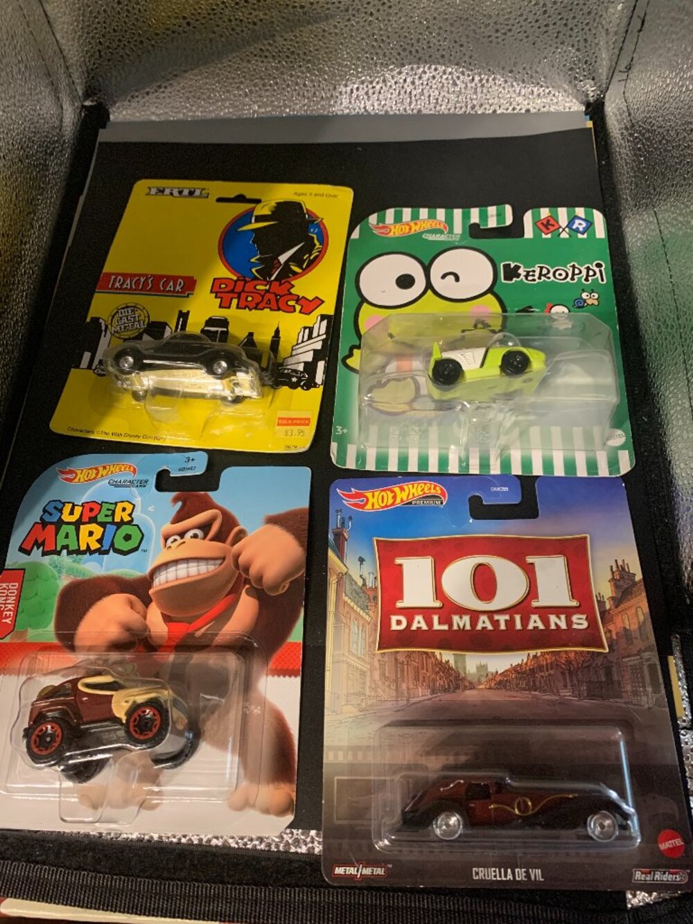 Lot of 5 1:64 Assorted Hot Wheel & Ertl Diecast Vehicles NEW IN PACKAGE